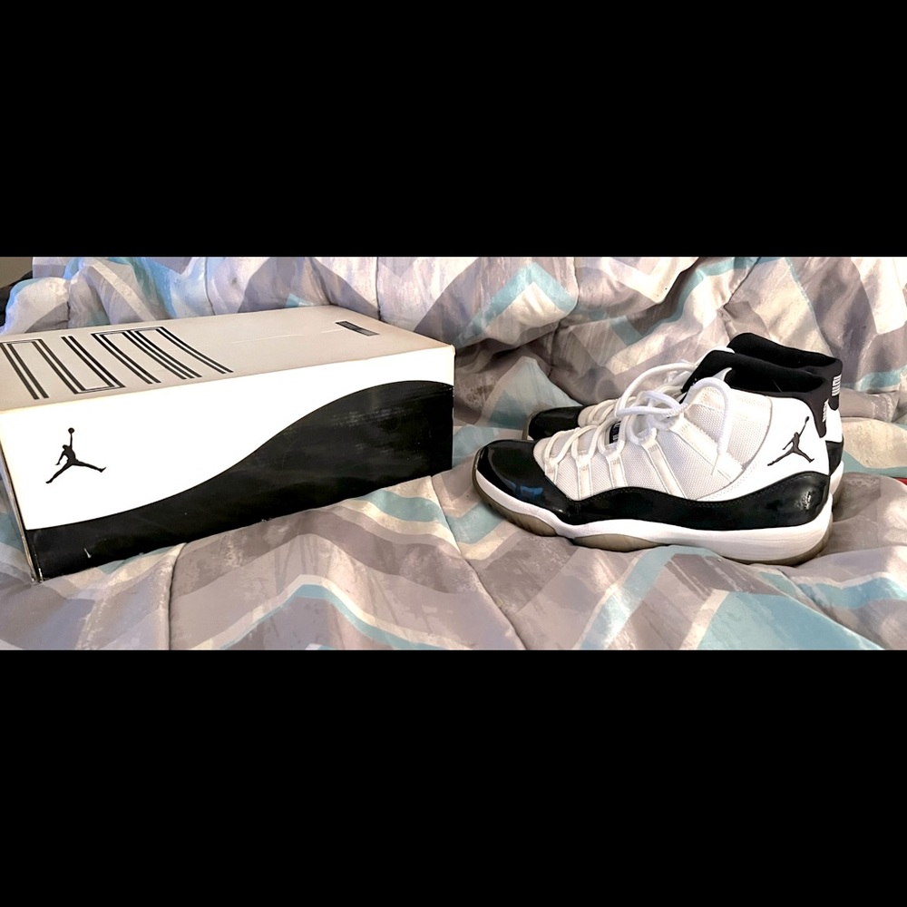 Air Jordan Retro 11 Concord (2011)